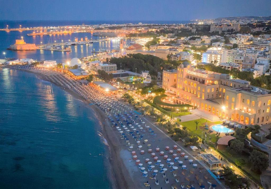 "Tete A Tete" Lux Apart In The Most Beautiful Street Of Town Rhodes City Exteriér fotografie