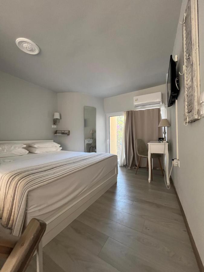 "Tete A Tete" Lux Apart In The Most Beautiful Street Of Town Rhodes City Exteriér fotografie